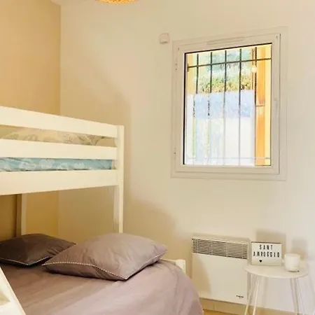 3 Pieces Avec Climatisation Et Parking, 200m De La Plage - Fr-1-63-288 Apartmán *