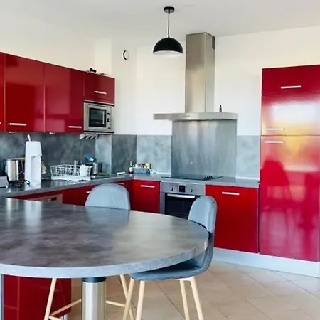 Apartmán 3 Pieces Avec Climatisation Et Parking, 200m De La Plage - Fr-1-63-288